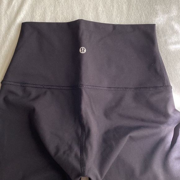 Lululemon Leggings 21” - Picture 4 of 8